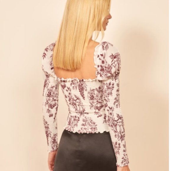 **SOLD** NWT! Reformation Elisabetta Top in Black - Picture 8 of 8